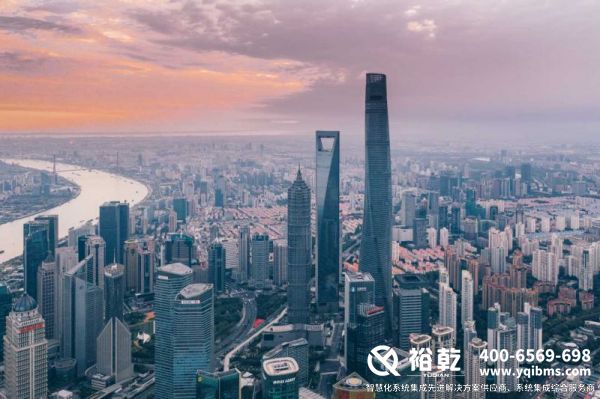 智能化集成系統(tǒng)、智能設(shè)備、軟件、數(shù)據(jù)管理、應(yīng)用場景